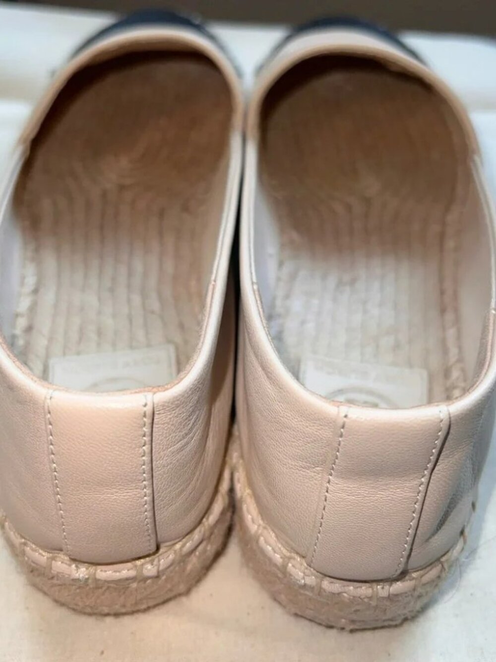 Tory Burch Cap Toe platform wedges -size 8 - Excellent condition - Picture 3 of 11